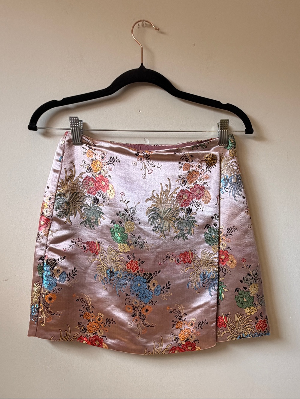 Urban Outfitters Floral Satin Mini Skirt in Light Pink with Multicolor Flowers